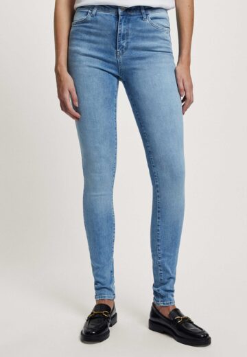 Silvercreek Doris Super Skinny Jeans