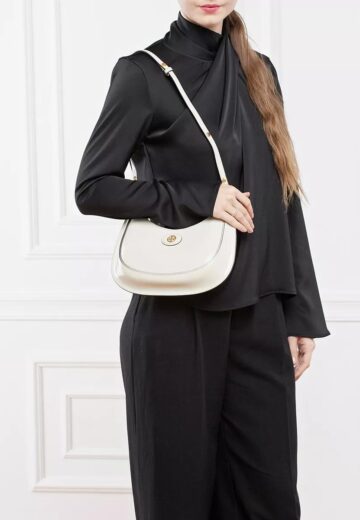 Tory Burch Hobo bags - Robinson Spazzolato Convertible Crescent Bag in crème