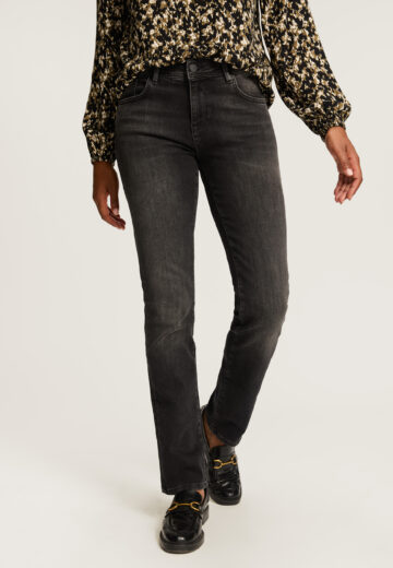 Silvercreek Cinna Slim Tapered Jeans