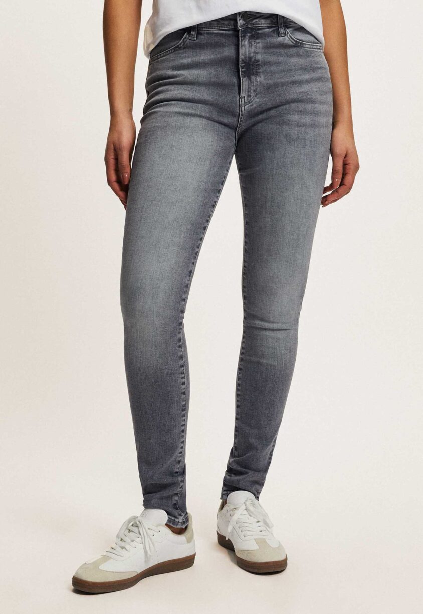 Silvercreek Doris Super Skinny Jeans