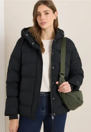 Sportief jack met capuchon