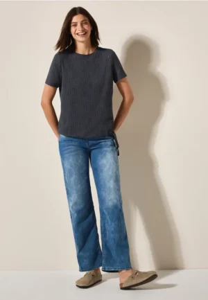 Shirt met structuur en gaatjespatroon