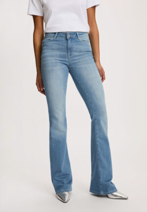 Silvercreek Celsi Flare Jeans