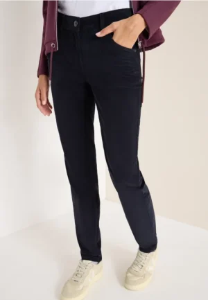 Slim Fit corduroy broek