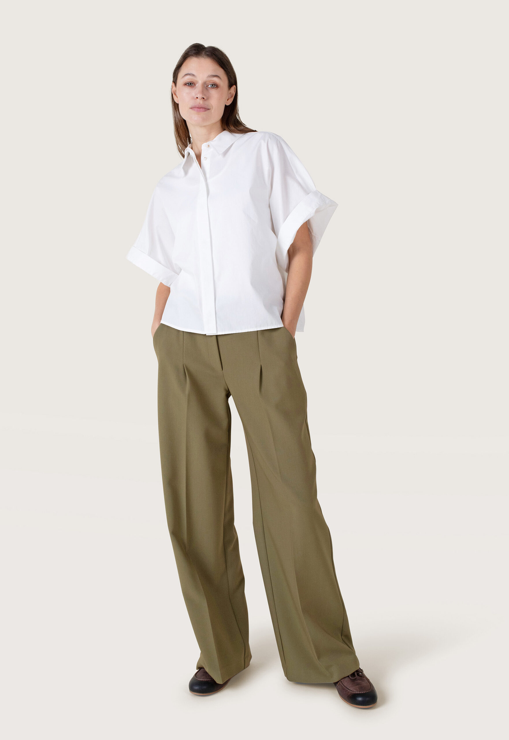 Another-Label Emmy Broek