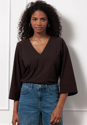Studio Anneloes Cilou Top 94840 T-shirt Korte Mouw 8700 Espresso