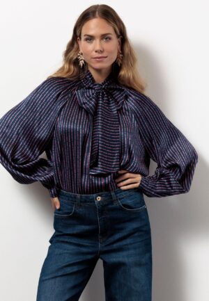 Studio Anneloes Lorina Satin Bow Blouse 13392 Blouse 6945 Dark Blue/ Vintage Berry
