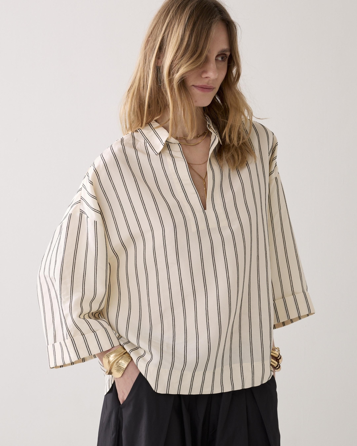 Summum Top Chenille Stripe 2s3420-12374 T-shirt Korte Mouw 108 Ivory Black