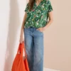 Blouseshirt met korte mouwen en gespleten hals
