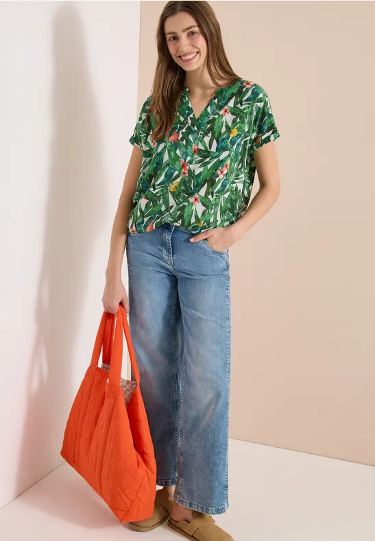 Blouseshirt met korte mouwen en gespleten hals