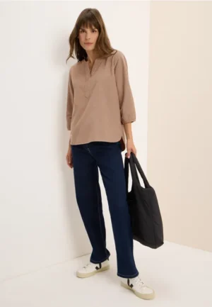Corduroy blouse met gespleten hals