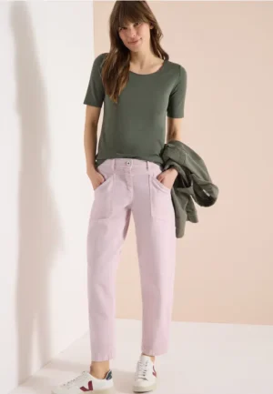 High Waist Barrel Leg Jeans in Loose Fit