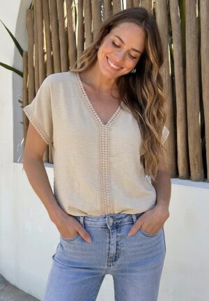 Lace Line V-Hals Top Beige