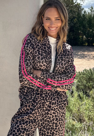 Leopard Bomber Met Bies Roze