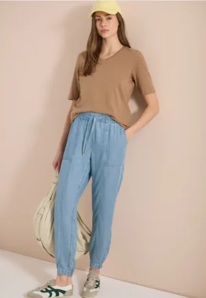 Mid Waist Slim Legs broek in een gewassen look