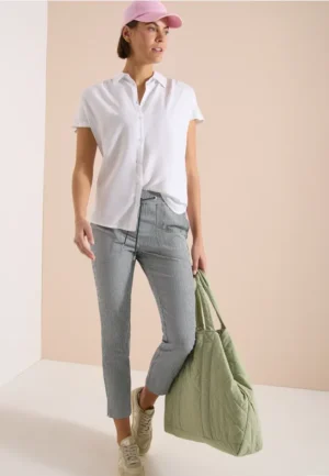 Slim legs broek in seersucker kwaliteit