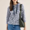 Tweekleurig shirt met capuchon