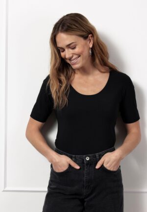 Studio Anneloes Sascha Shirt 91537 T-shirt Korte Mouw 9000 Black