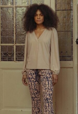 Studio Anneloes Alix Top 13516 T-shirt Lange Mouw 2200 Latte