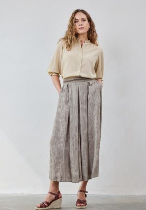 Alternative view of Skirt Gloss Embro Sand with Joy print