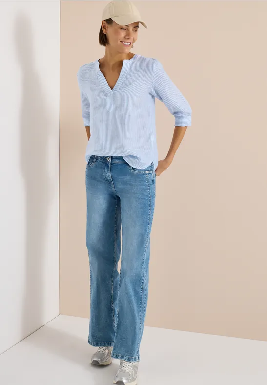 Blouse met 3/4 mouwen en gespleten hals in linnen
