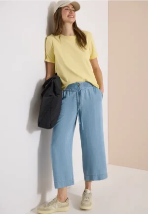 High Waist broek met wijde pijpen in een gewassen look