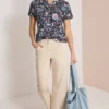 Shirt met split in de hals en print