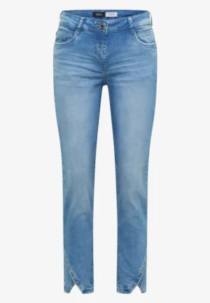 Alternative view of Straight Leg jeans met klinknageldetails