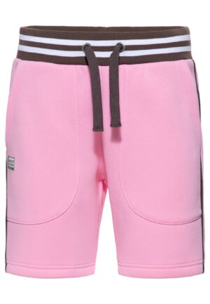Queen Kerosin Chase Dreams Not Cowboys Jogging Shorts Pink-2XL
