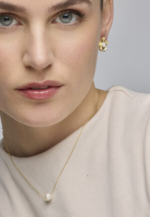 Alternative view of Luxenter 18k goudkleurige oorbellen met witte parel - Miclaw