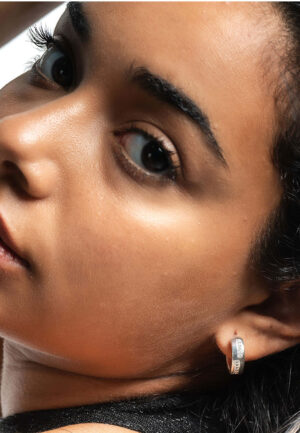 Alternative view of Huggie Oorbellen voor Dames met Gecombineerde Cubic Zirconia 925 Sterling Zilver BIPE017