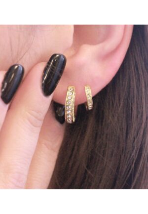 Alternative view of Circle Hoop Earrings - Oostenrijks kristal