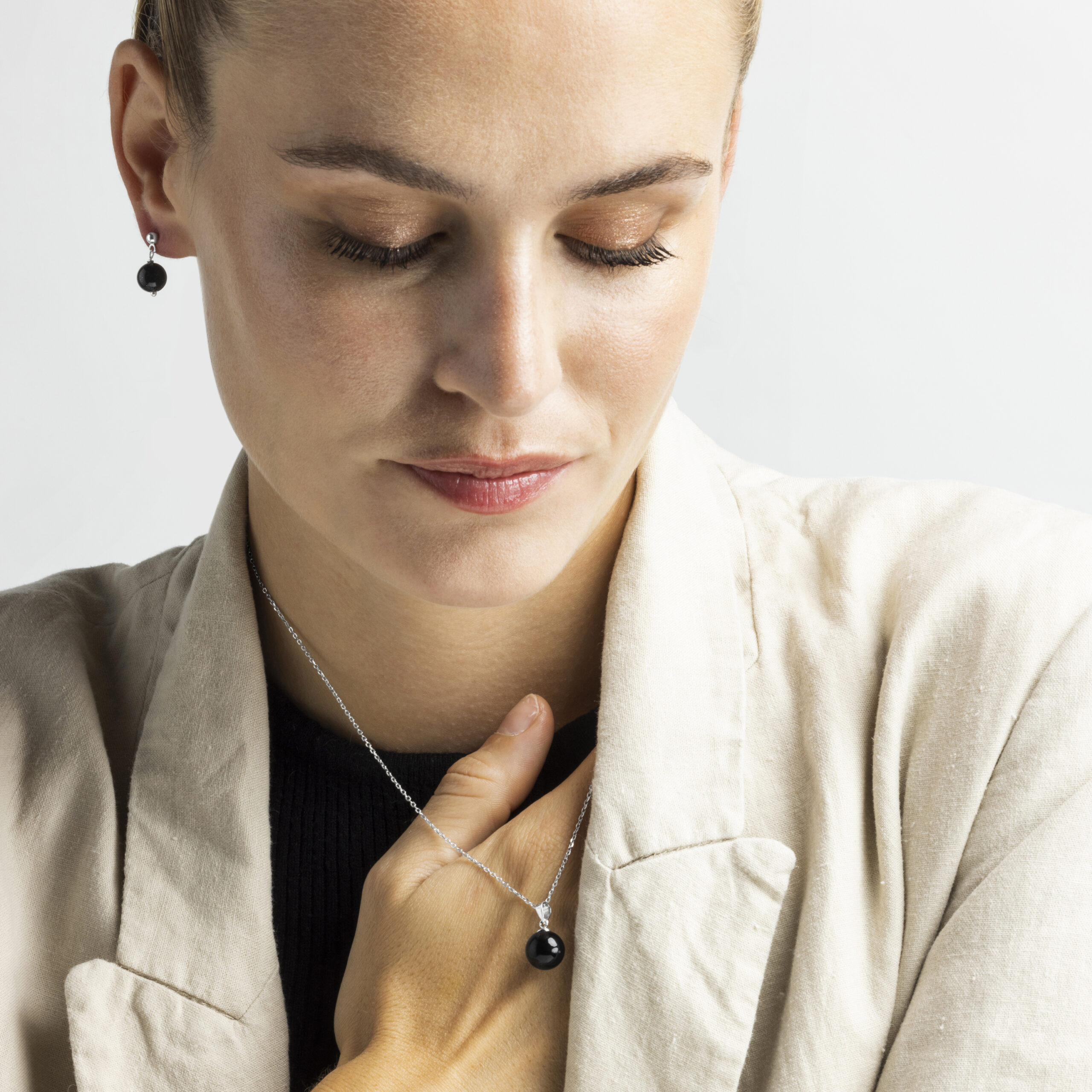 Luxenter Coleki oorbellen rhodium afwerking - Afbeelding 2