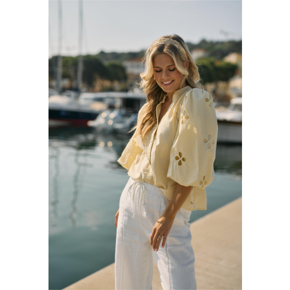 Nukus - Beige | Dames | Blouse | Beige | S | regular | Kamst mode