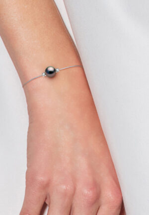 Alternative view of Diamond Bracelet 0060 Cts en Tahitian Pearl Ronde 8-9 mm 925