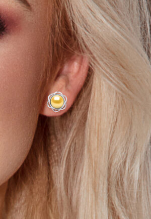Alternative view of Stud Oorbellen FLOWER Beads Freshwater 89mm gouden knopen 925