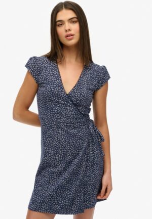 Athletic Essentials Wikkeljurk Blauw Grootte: 42